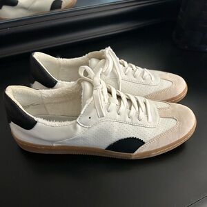 Women's Classic White and Black Dolce Vita Sneakers-New